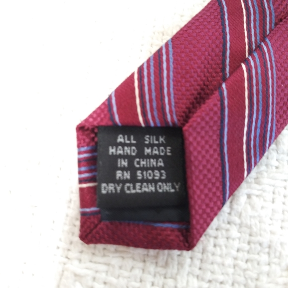 Allyn Saint George American Couture Neck Tie - Picture 4 of 4